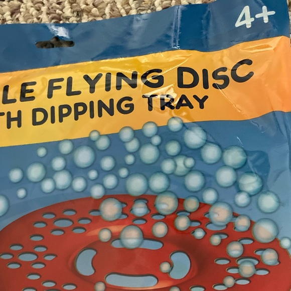 Bubble flying disc with dipping tray - Picture 3 of 5